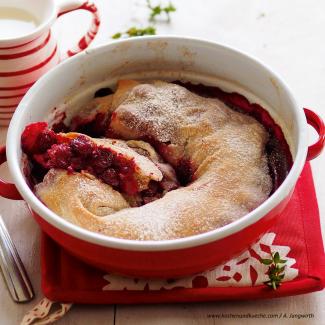 Gezogener Kirschenstrudel