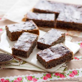 Bio-Joghurt-Mohn-Schnitten