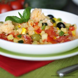 Mediterraner Gemüsesalat