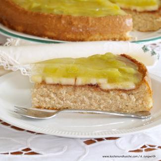 Rhabarber-Bananen-Torte