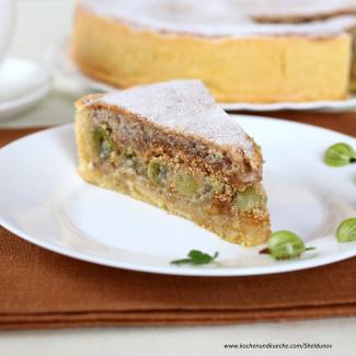 Stachelbeer-Marzipan-Torte