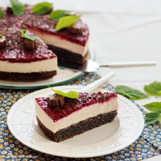 Mohn-Topfen-Torte mit Himbeerspiegel