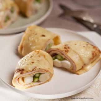 Überbackene Spargelpalatschinken