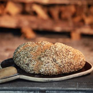 Vollkornbrot mit Dinkelmehl