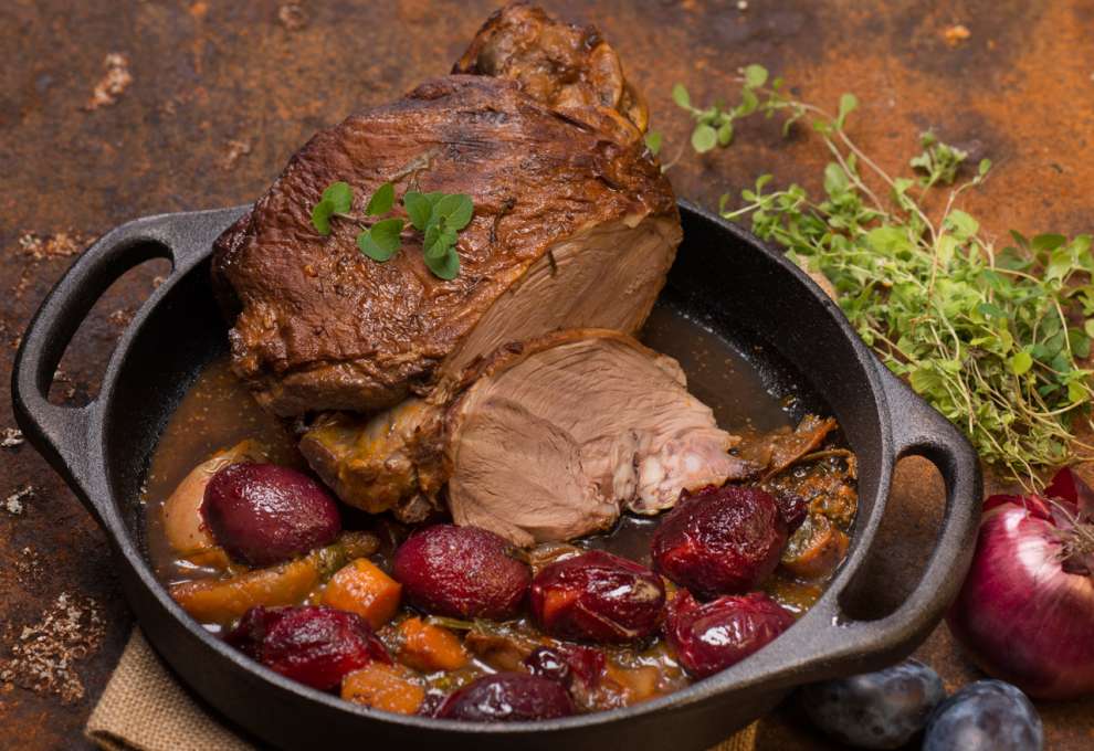 Lammbraten mit Rotweinzwetschken