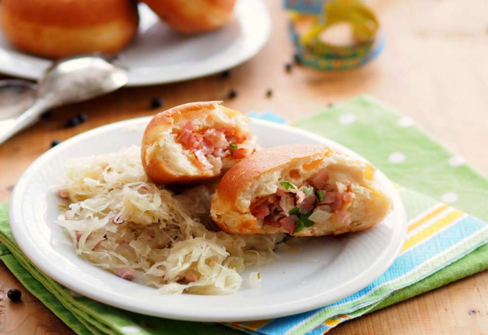Fleischkrapfen aus Germteig