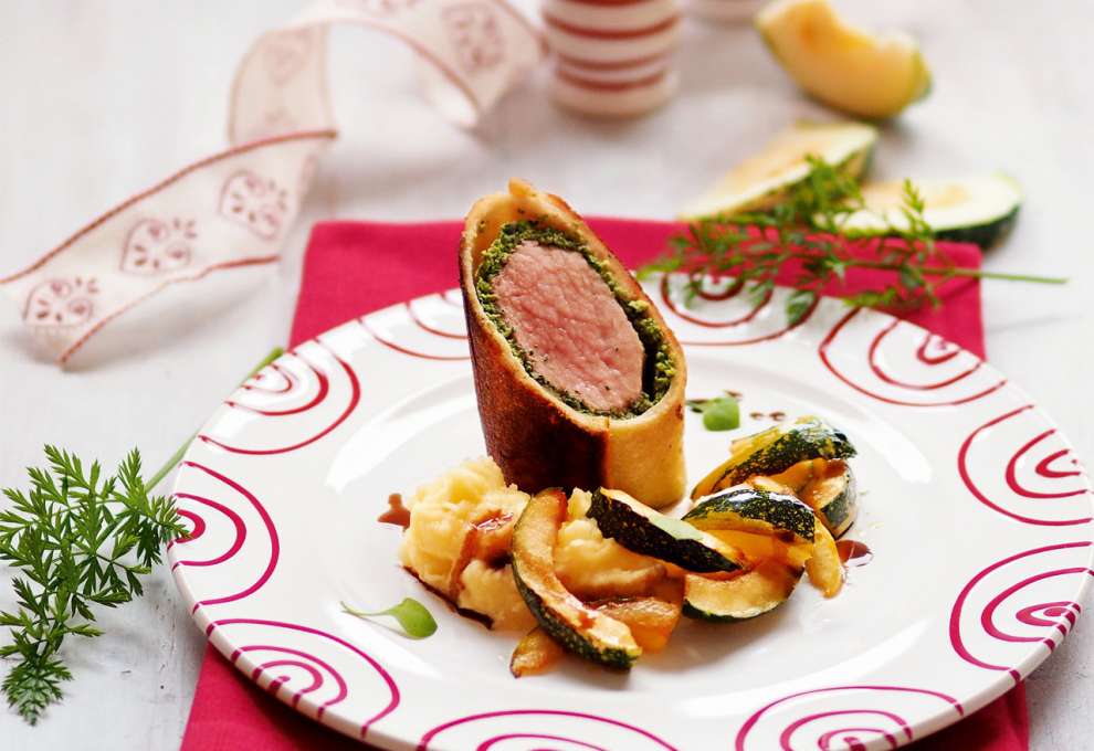 Kalbsfilet in der Brotkruste mit Sellerie-Erdäpfelpüree