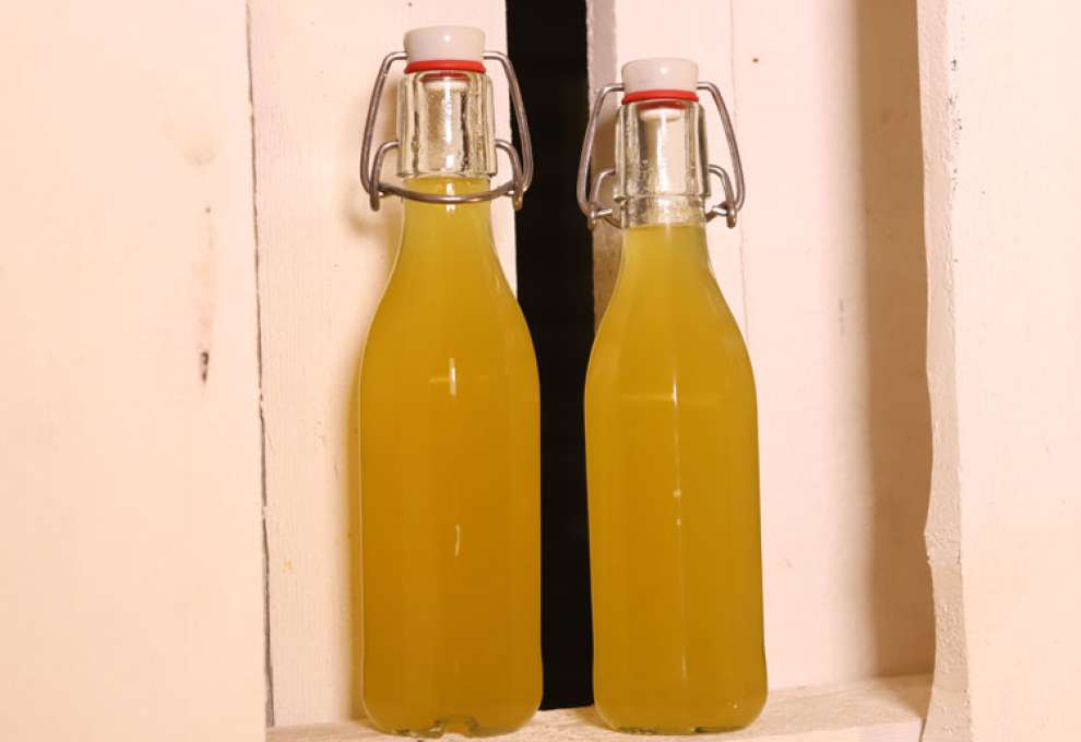 Ananas-Minze-Sirup