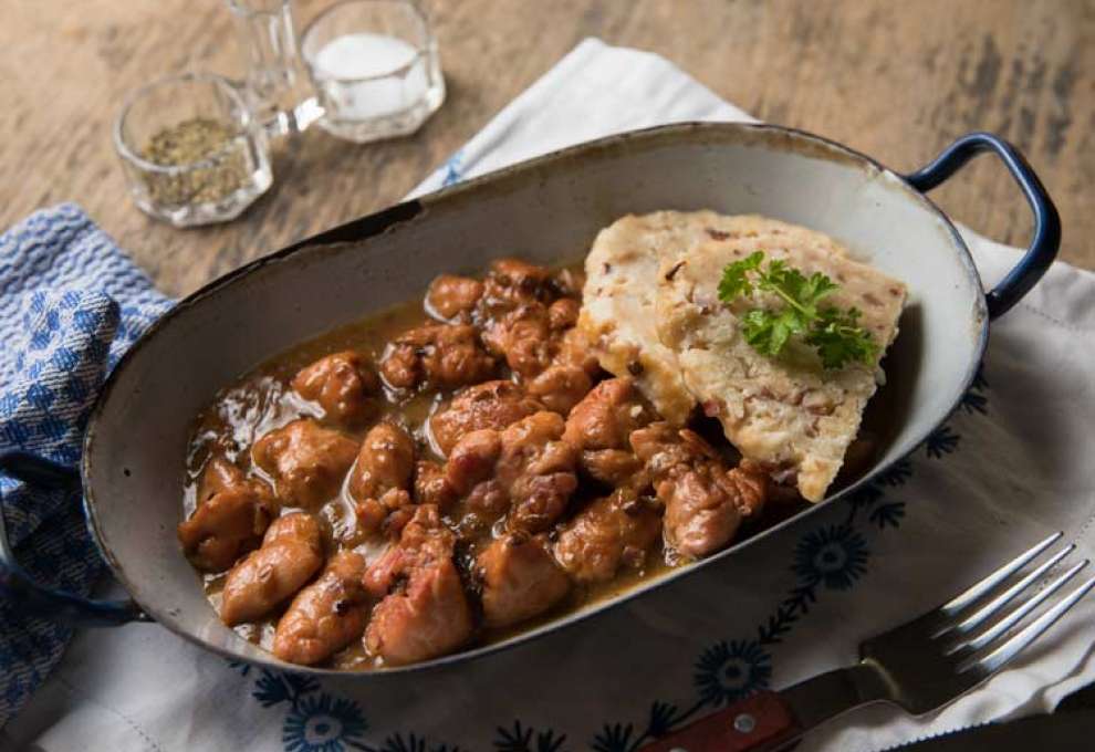 Eingemachtes Kalbsbries Herzhafte Gerichte Speisen eingemachtes-kalbsbries-herzhafte-gerichte-speisen