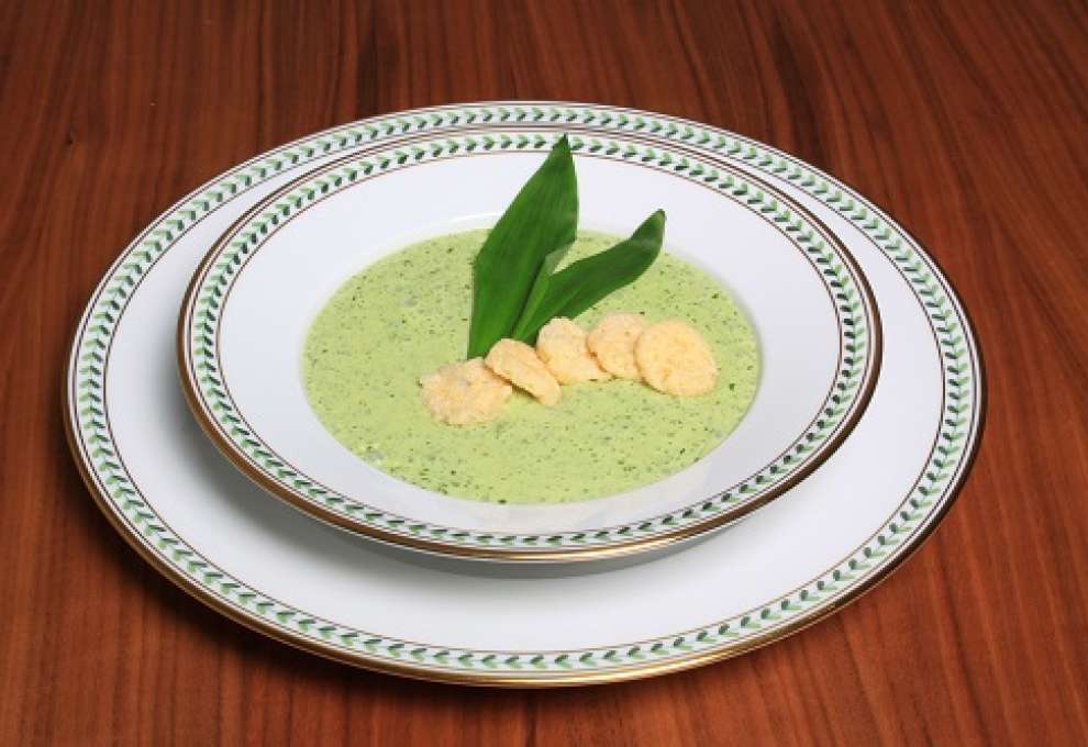 Frühlingskräutersuppe