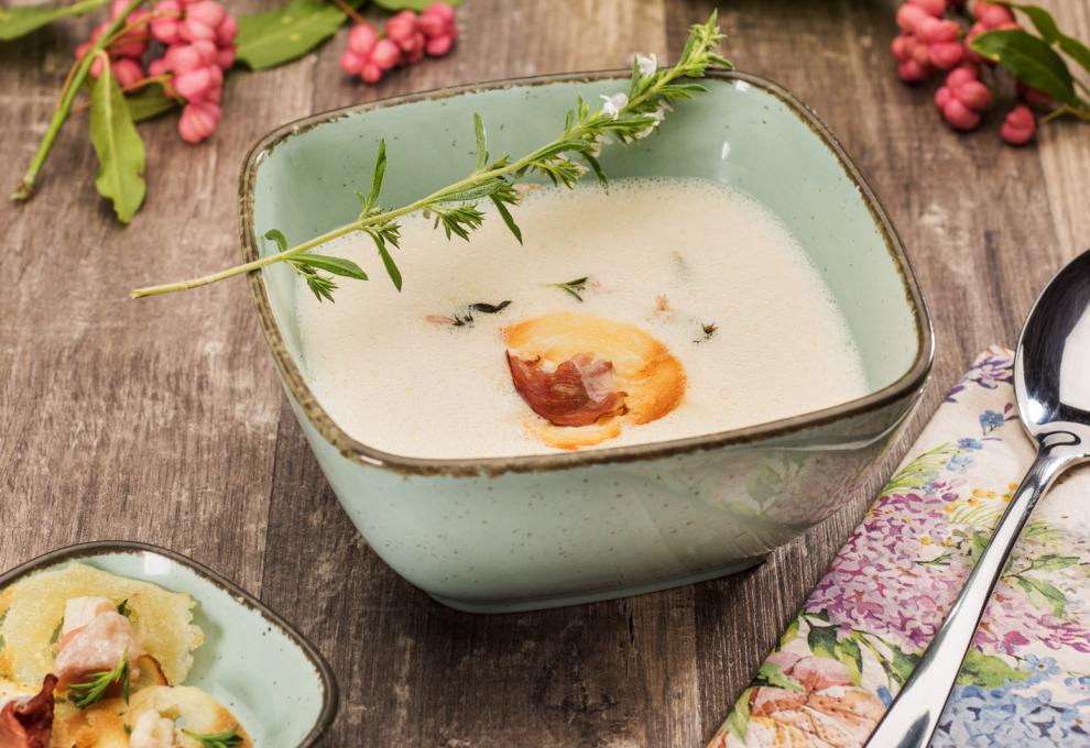 Knoblauch-Parmesan-Suppe