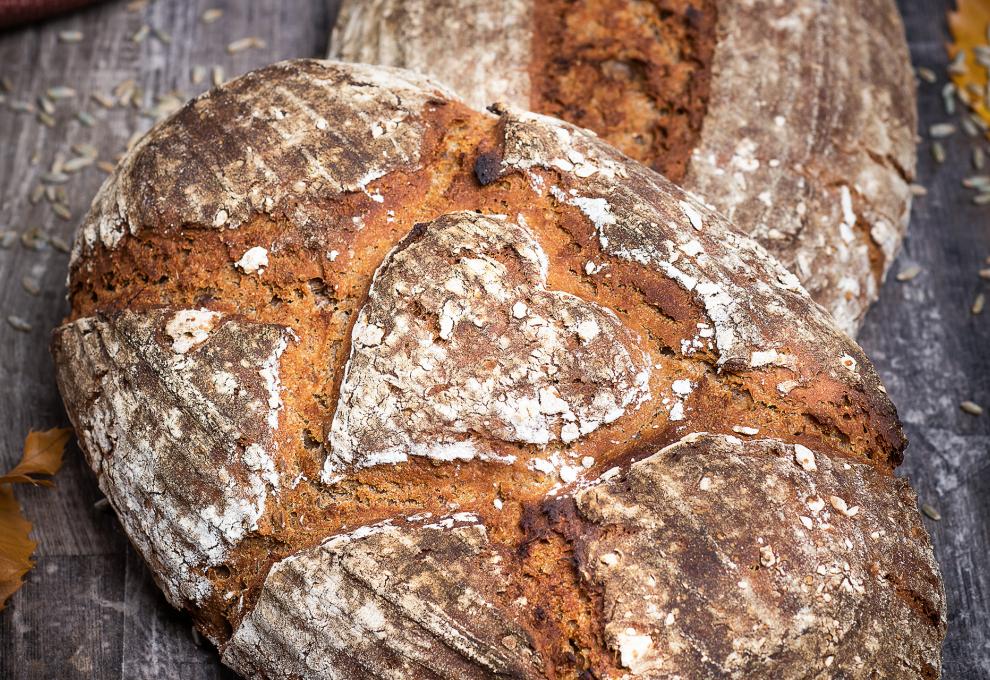 Roggen-Dinkelvollkornbrot mit Kastanienmehl