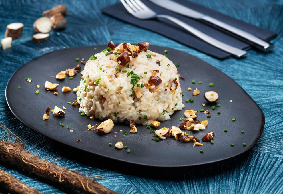 Schwarzwurzelrisotto mit Haselnüssen