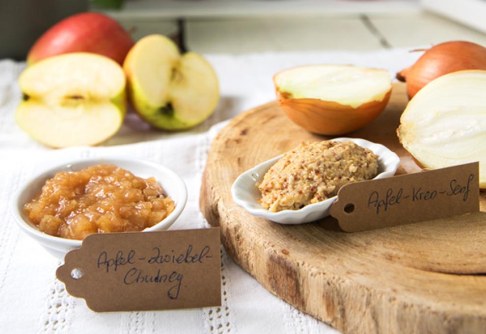 Apfel-Kren-Senf und Apfel-Zwiebel-Chutney