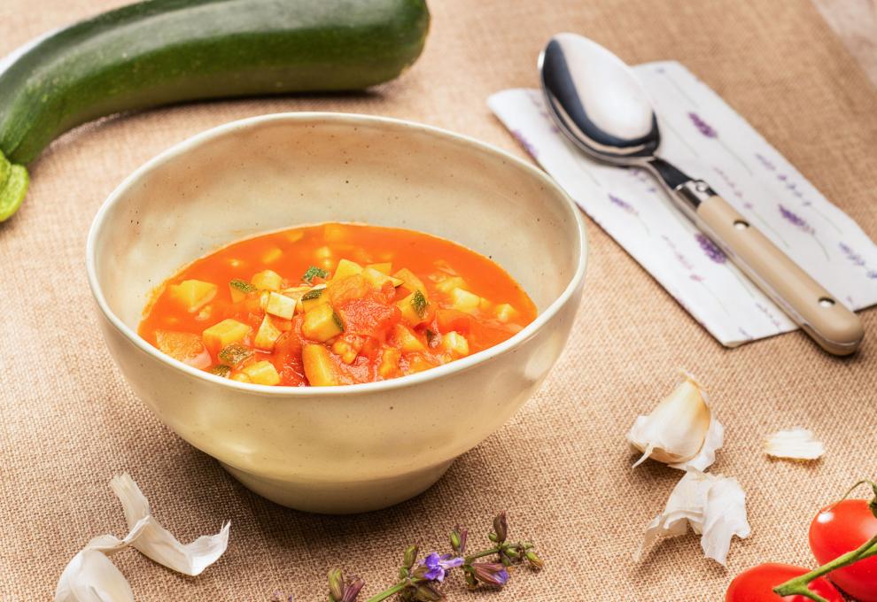 Vegetarische Gemüsesuppe