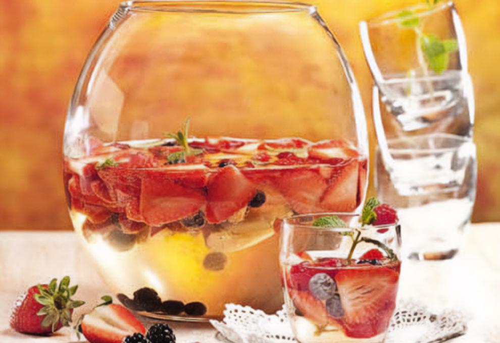 Beeren-Mischbowle 