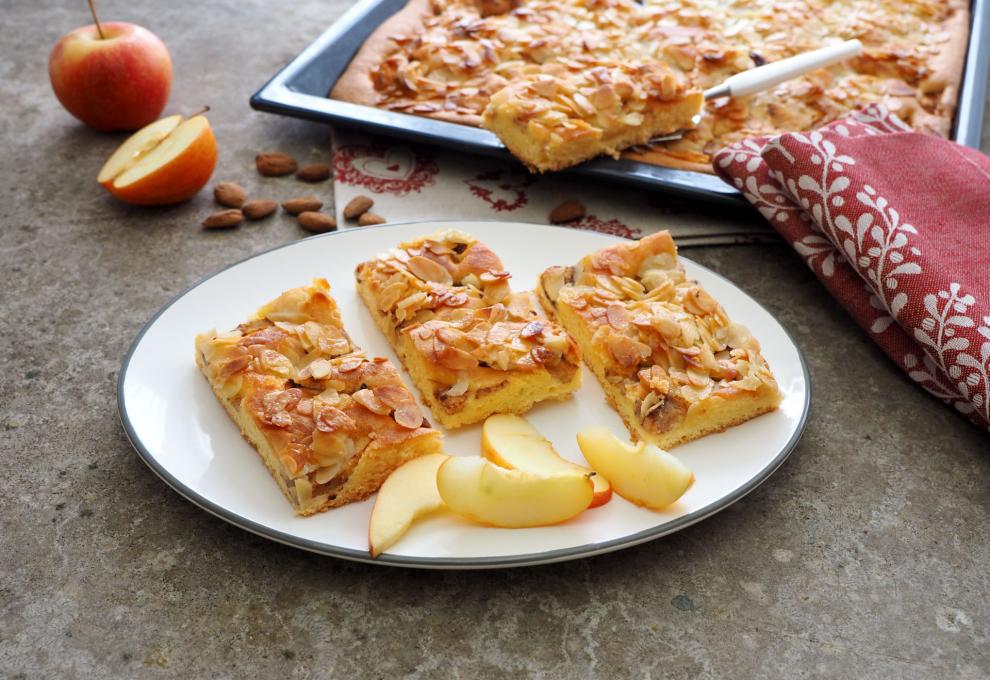 Apfelkuchen mit Mandeln