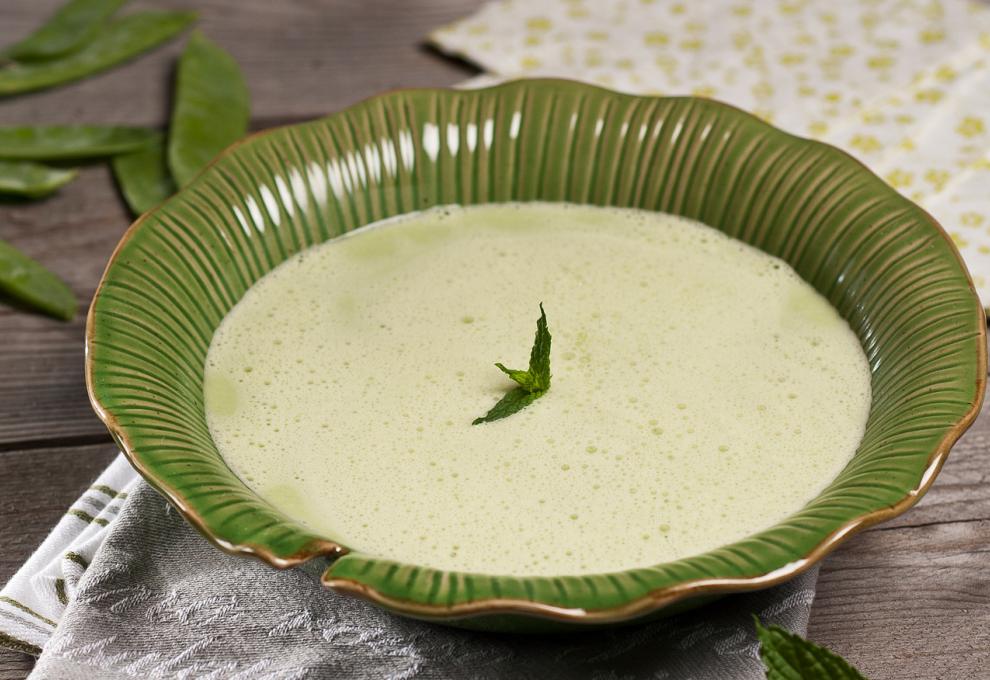 Erbsensuppe mit Minze