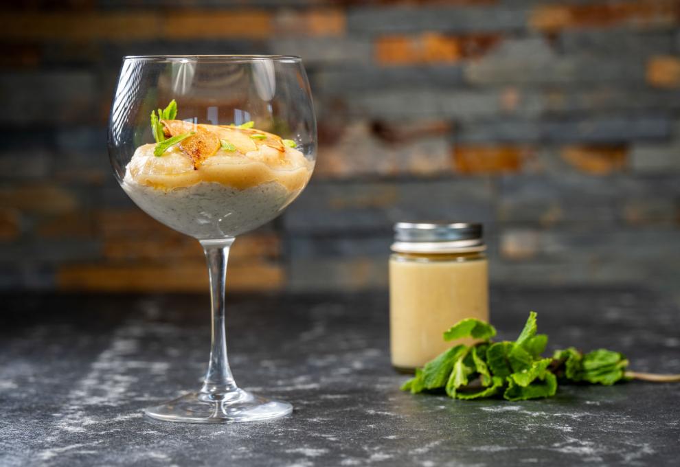 Buchweizencreme auf Quittenspiegel