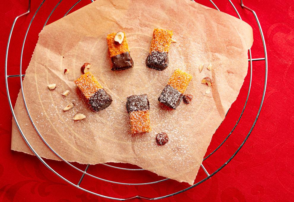 Haselnuss-Honig-Schnitten