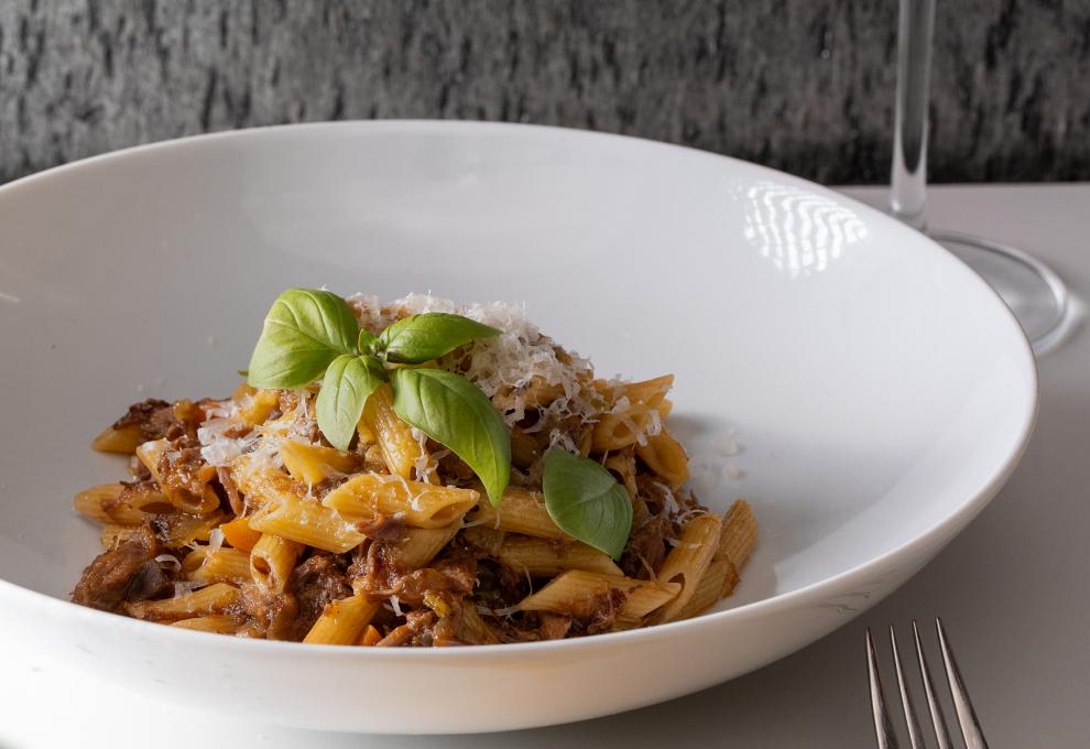 Bolognese vom Gansl mit Vollkornpenne