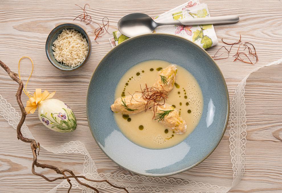 Krenschaumsuppe mit Forellennockerln