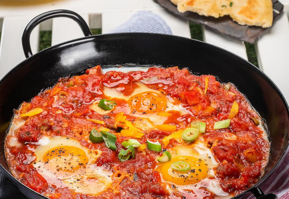 Schakschuka mit Naan