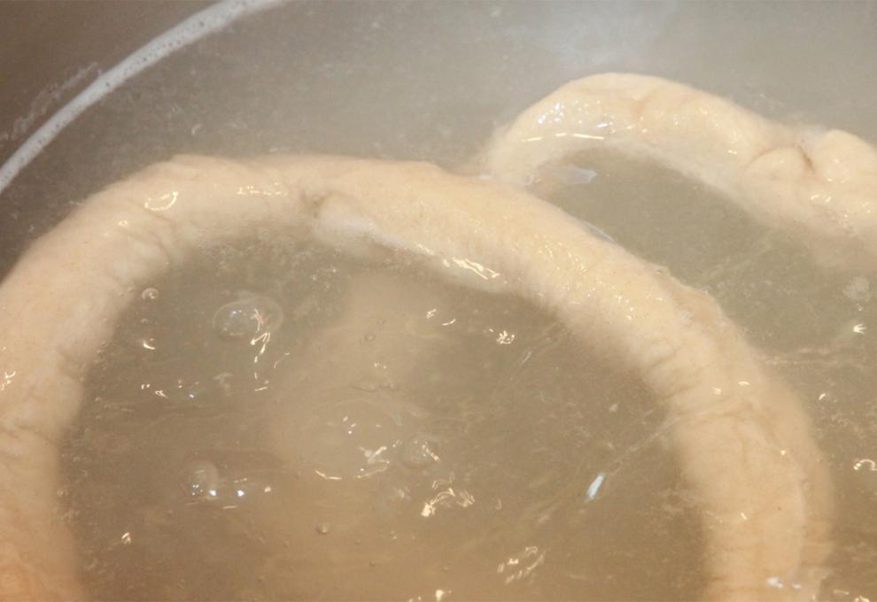 Die Beugerl in Wasser einlegen