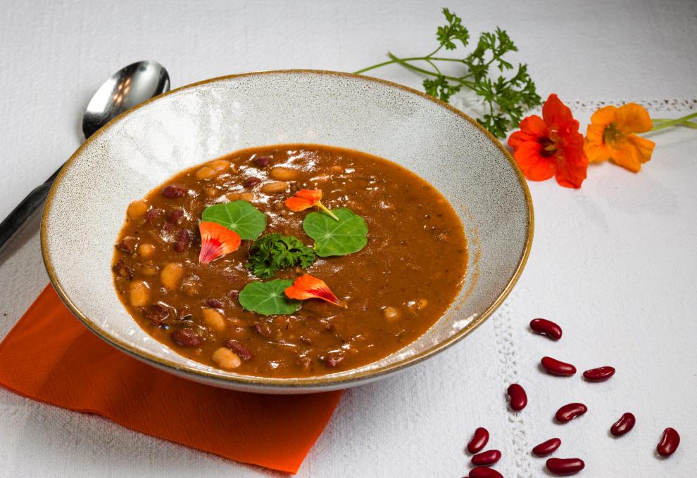 Bohnensuppe mit Speck
