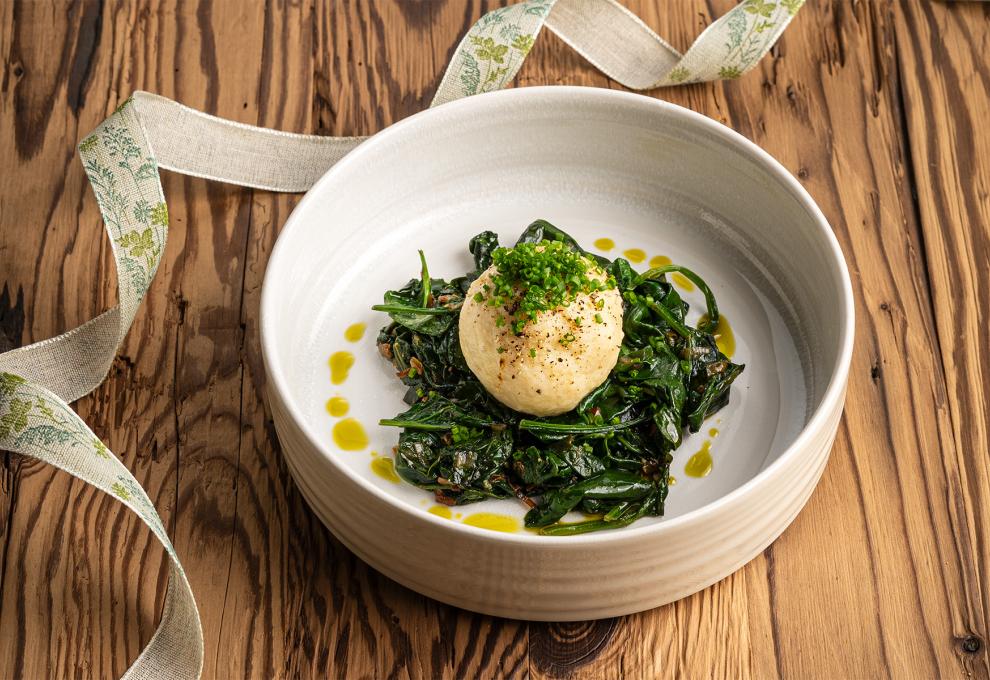 Erdäpfelknödel mit Grammelfülle