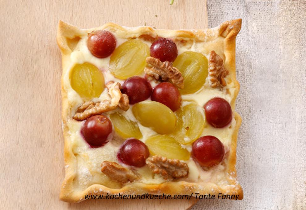 Flammkuchen mit Nüssen und Weintrauben | Foto: Tante Fanny