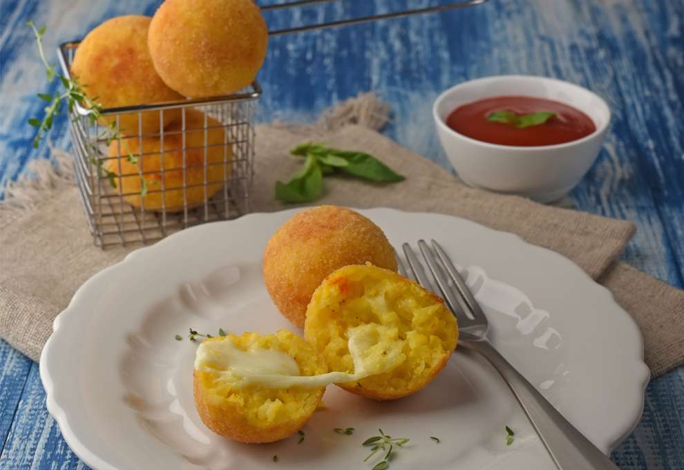 Arancini con mozzarella