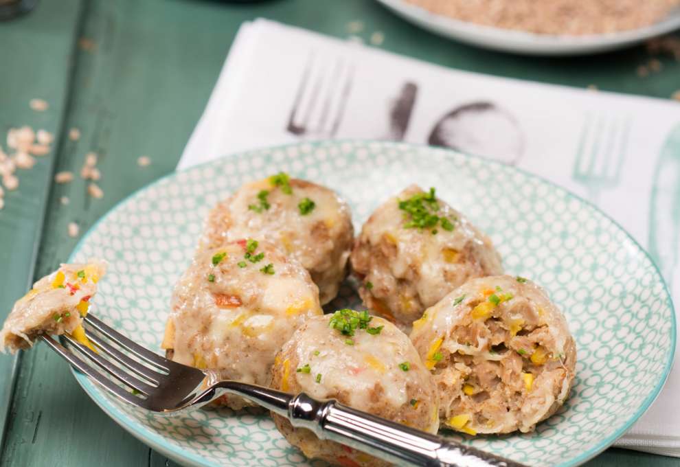 Dinkelreis-Knödel mit Hendlfleisch