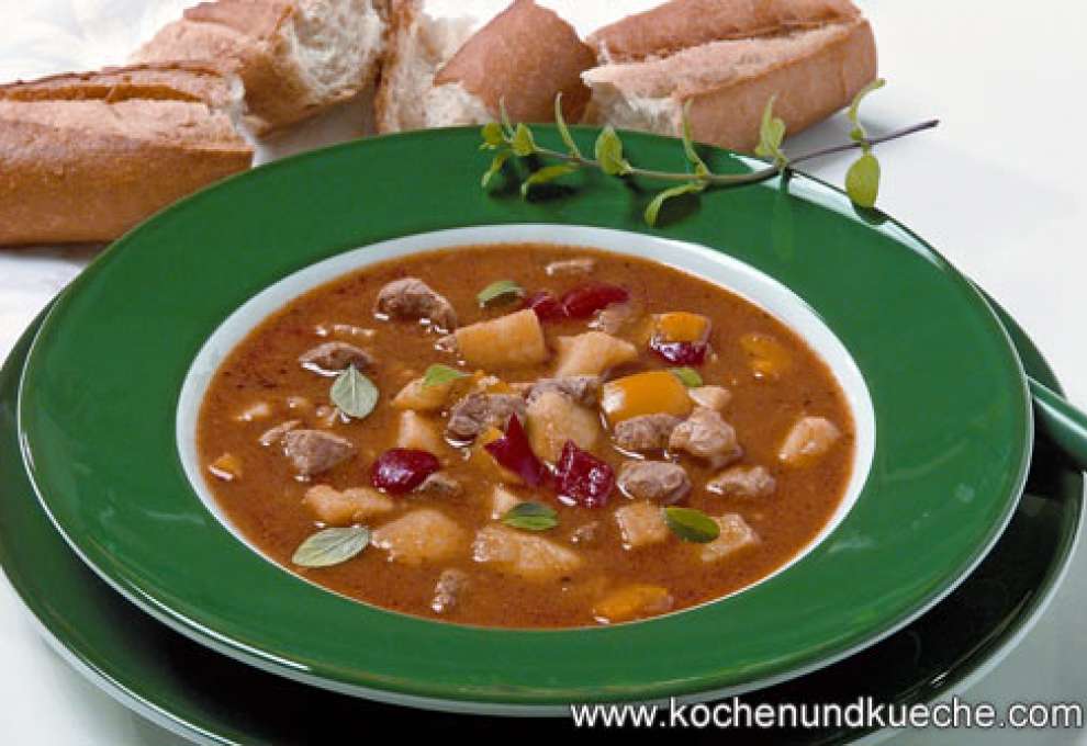 Feurige Gulaschsuppe » herzhafte Gerichte &amp; Speisen