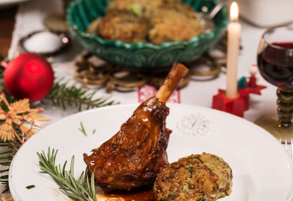 Lammstelzen mit Gemüselaibchen