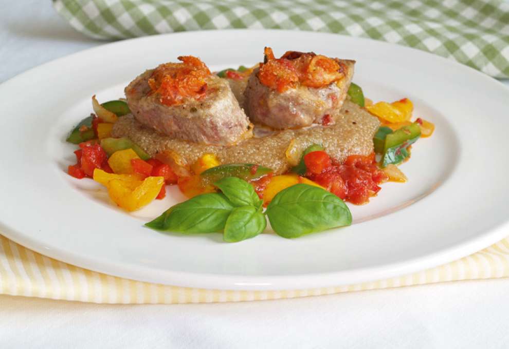 Schweinsmedaillons mit Gemüseragout