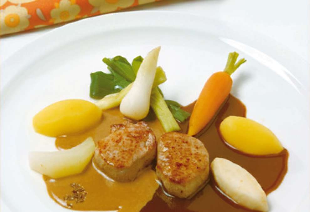 Schweinsfilet mit zweierlei Kümmelsaucen