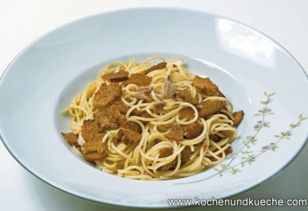 Spaghetti mit Sardellen