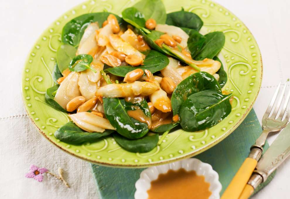 Spargel-Spinat-Erdnuss-Salat » herzhafte Gerichte &amp; Speisen
