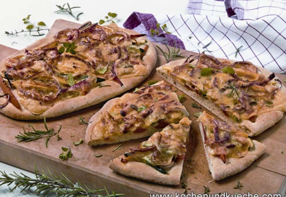 Teigfladen mit Raclettekäse
