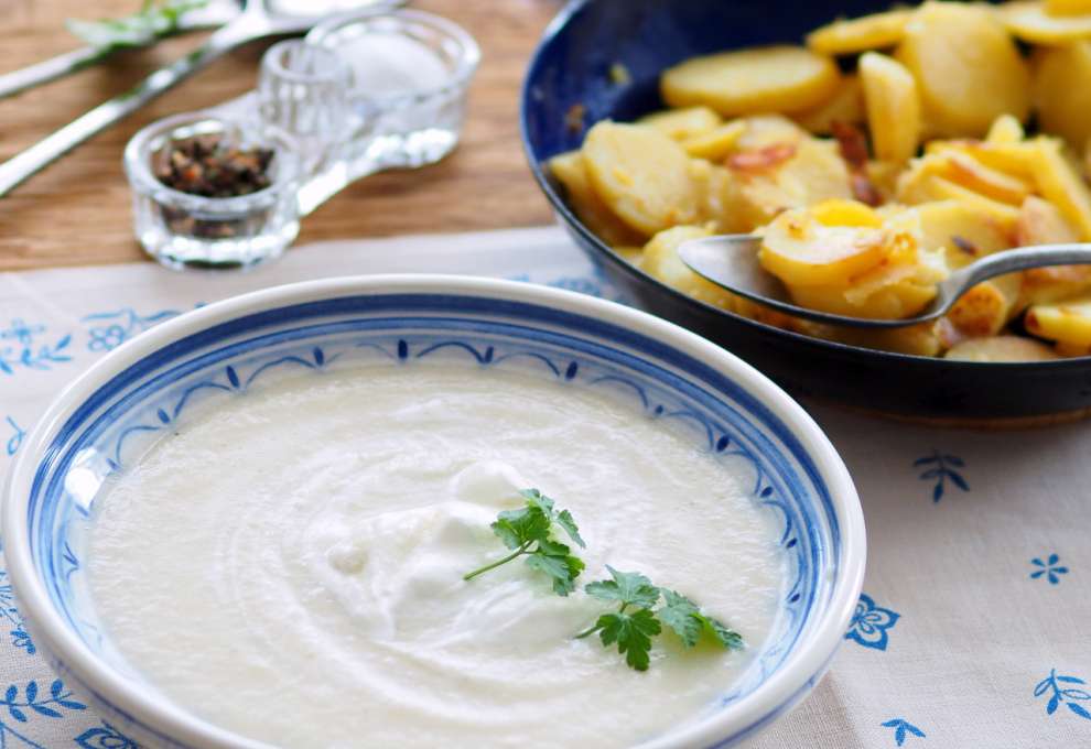 Selleriecremesuppe mit Braterdäpfeln