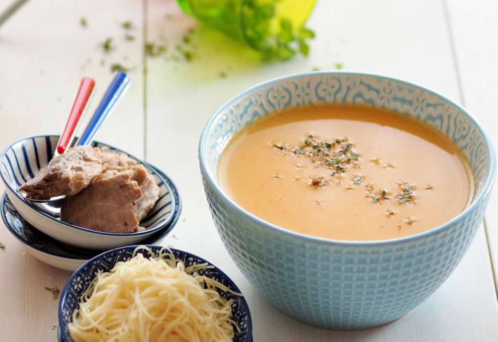 Erdäpfel-Karottensuppe