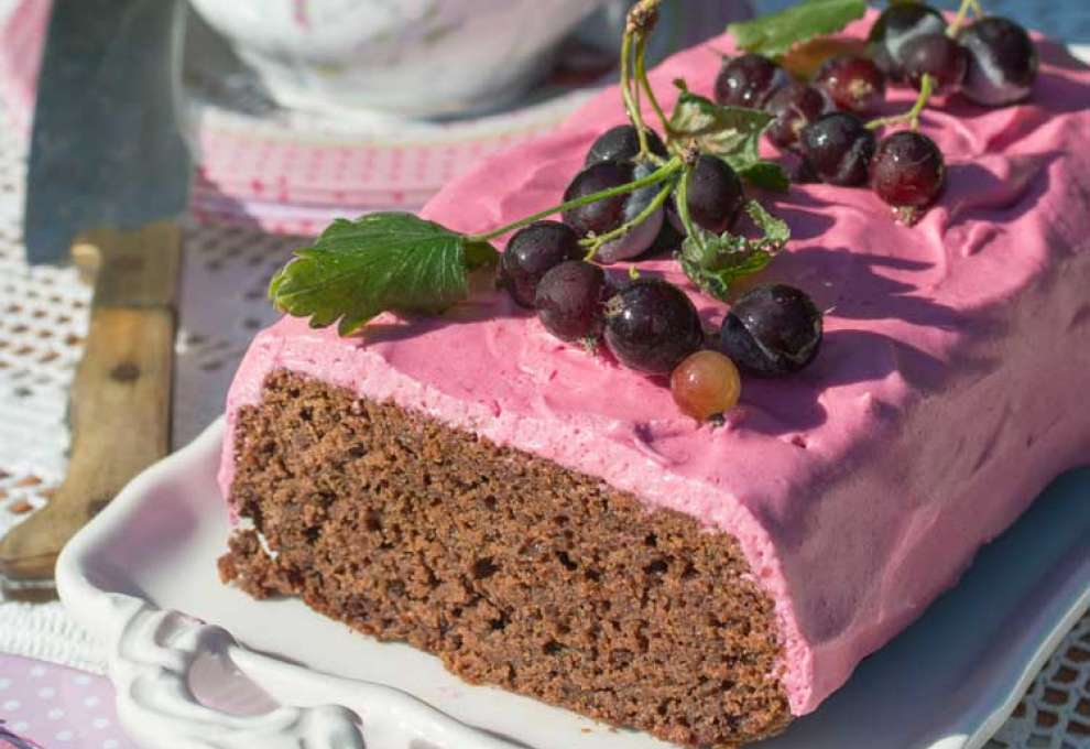 Schokokuchen mit Jostabeerenmus