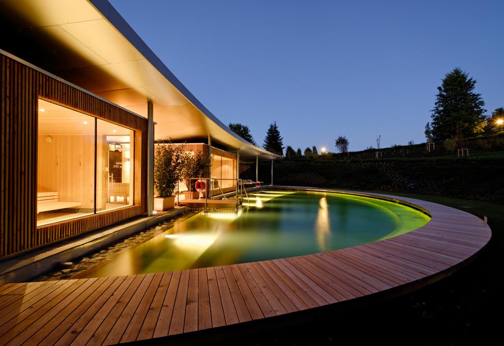 Heißes Wasser gegen trübe Tage – Herbst im Steirerhof