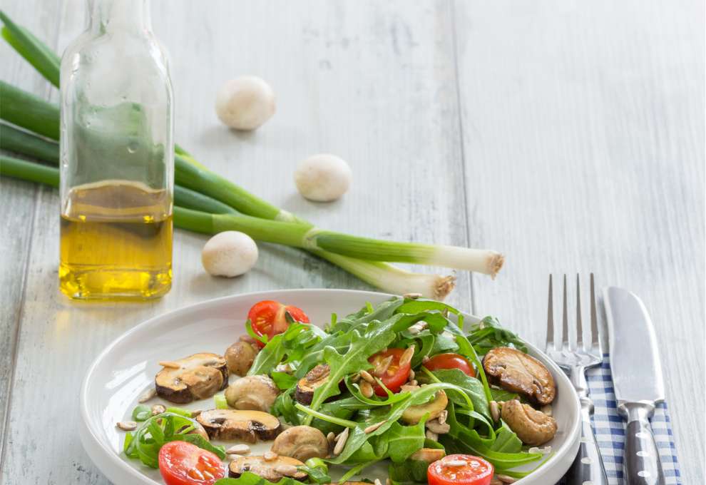 Rucola-Tomaten-Champignon-Salat