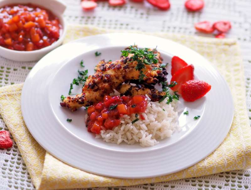 Hühnerfilet mit Erdbeerpanier