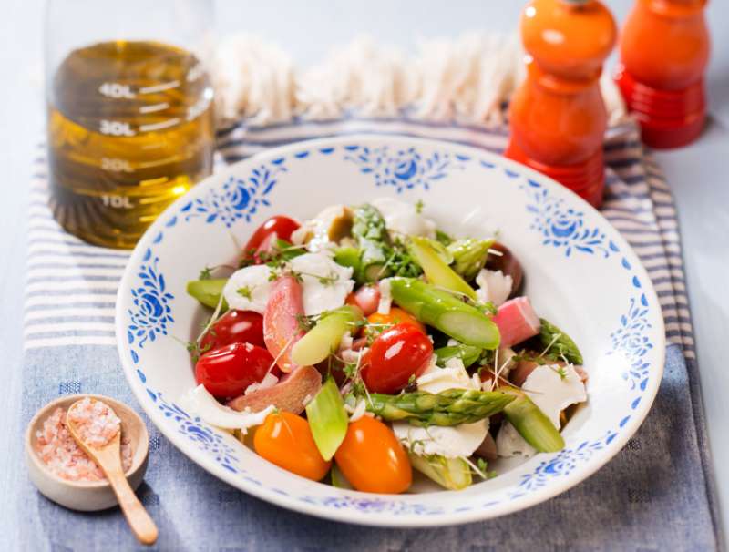 Chicorée-Stangensellerie-Salat » Einfache Rezepte &amp; herzhafte Gerichte