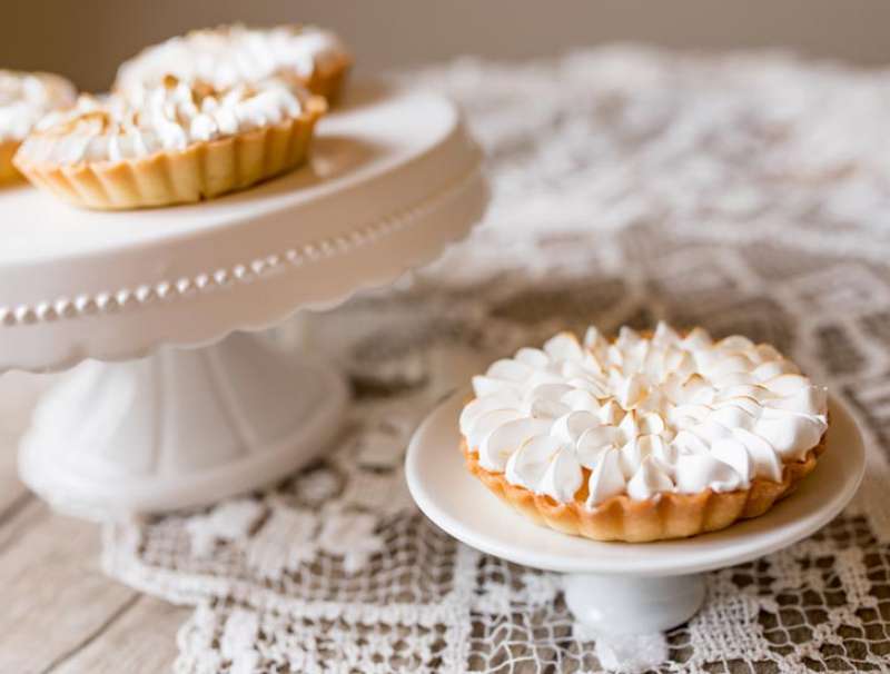 Zitronentartelettes mit Baiserhaube