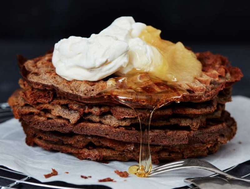 Reis-Buchweizen-Waffeln