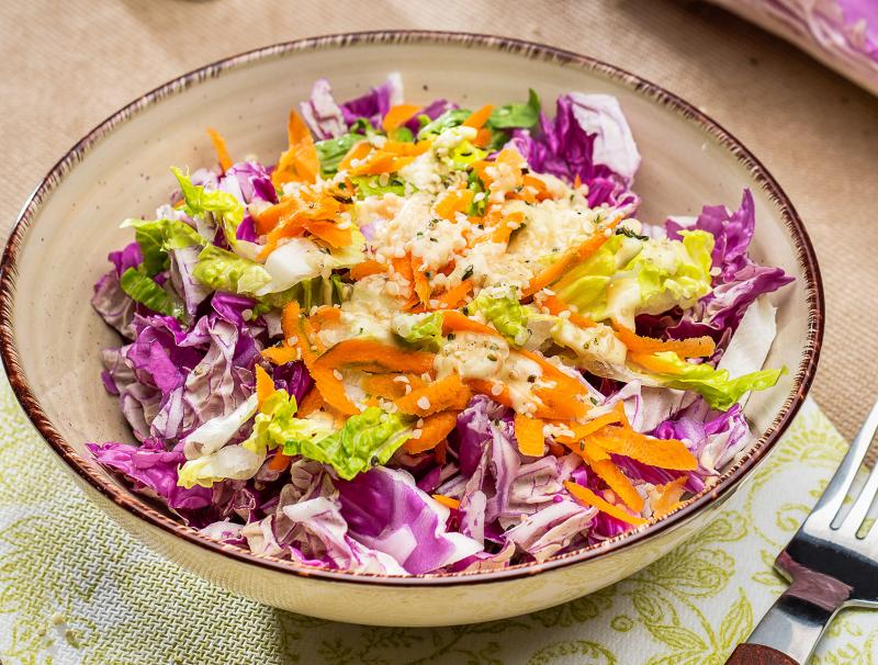 Chinakohlsalat mit Hanfmarinade